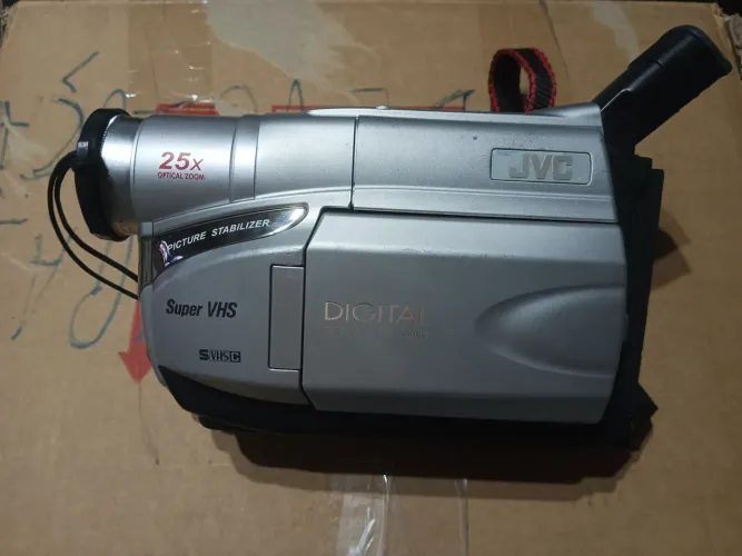 filmadora analógica JVC Super VHS-C, LEIA O ANÚNCIO 