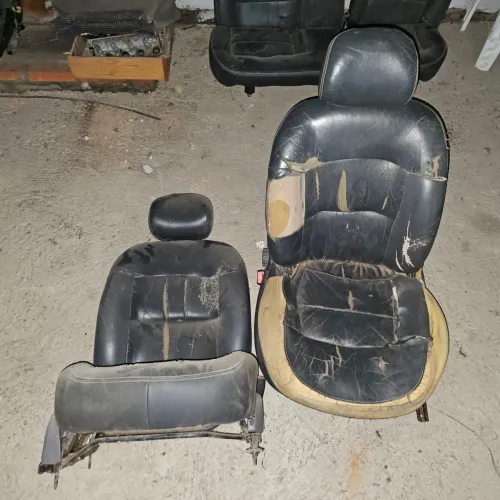 Raro Jogo de Bancos Semi Concha Renault Clio Si, com bancos Traseiro bipartido