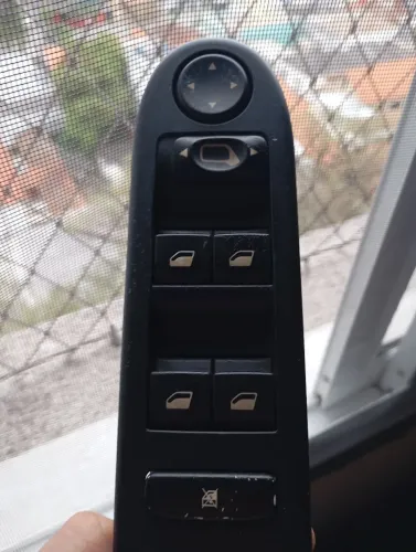 Controle vidro elétrico Peugeot 307