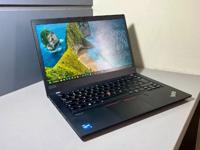 Notebook Lenovo ThinkPad T14 Gen 2 - i5 16GB SSD 256GB Teclado Retroilum
