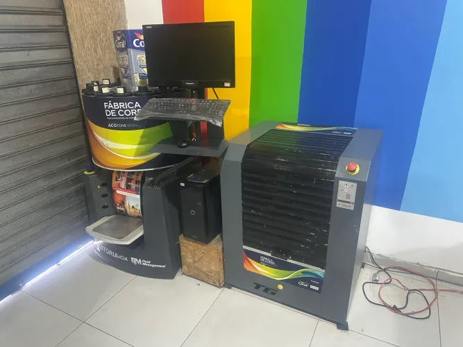 Vendo máquina coral 