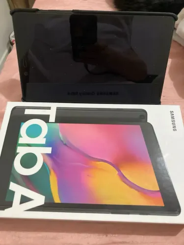 Tablet Samsung - 32gb, 8? - Vai com carregador, capa, película e caixa.