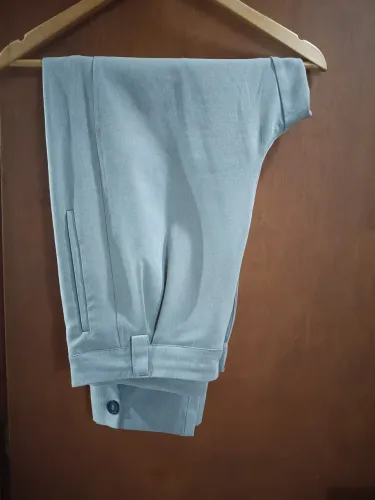 Calça fem cinza alfaiataria Renner 44 pouco uso