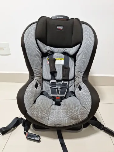 Cadeirinha infantil para carro