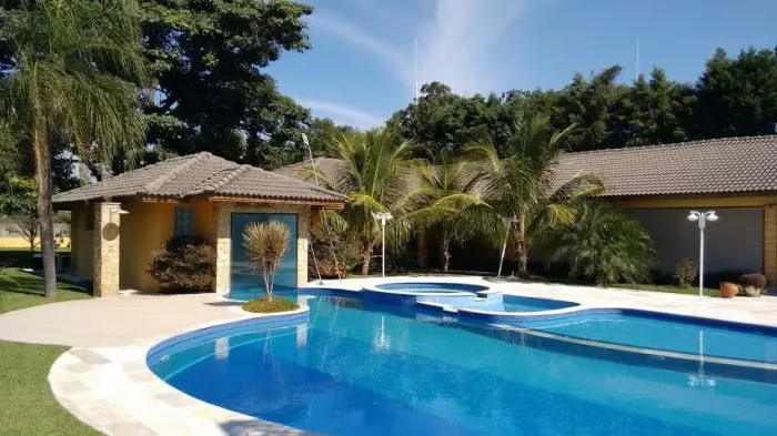 Linda chácara no condomínio Recanto das Flores em Indaiatuba!!