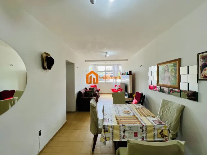 Apartamento com 3 dormitórios na Varjota