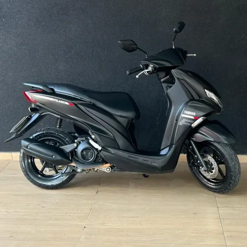 YAMAHA FLUO 125 2025
