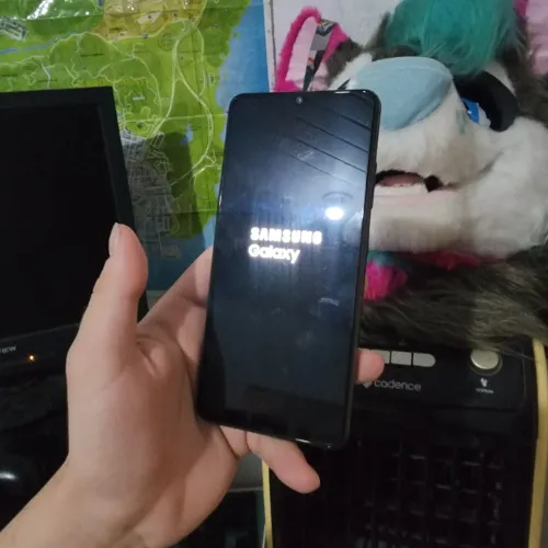 Samsung Galaxy A32 todo original (alguns detalhes estéticos + biometria off)