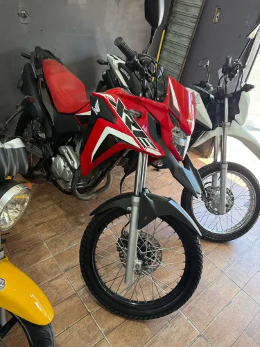 XRE 2022 rally vendo ou troco