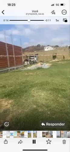 Vende - se terreno