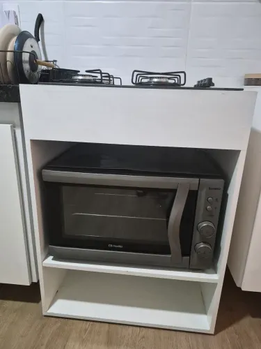 Cooktop de 4 bocas, forno elétrico e móvel