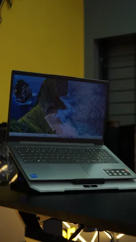 Notebook Lenovo IdeaPad | Intel Core i5-1135G7 | Intel Iris Xe | 24GB DDR4 | NVMe 240GB - 