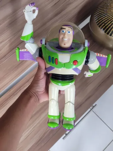 Buzz Lightyear toy story original 
