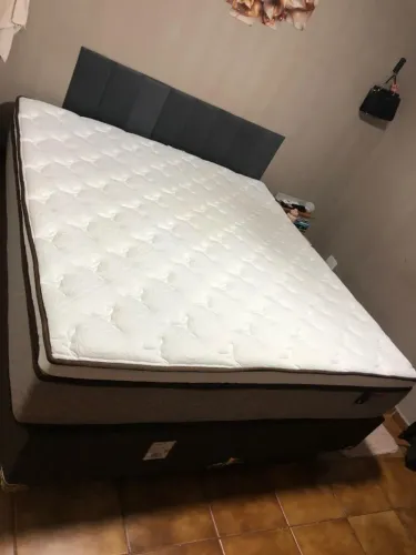 Cama king size com base