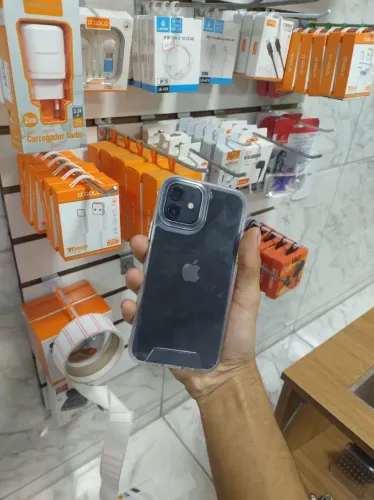 iPhone 12