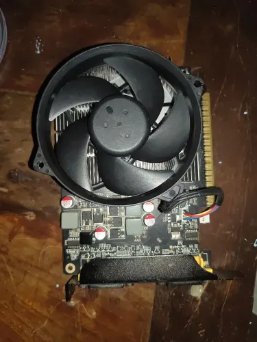 Placa de Vídeo NVIDIA GT 440 Synergy Edition 2GB