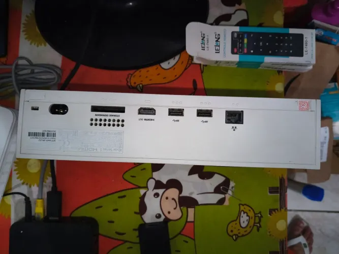 Xbox Series S em ótimo com 1 controle