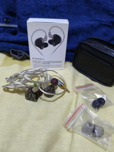 Fone IEM KZ zs10 Pro 2