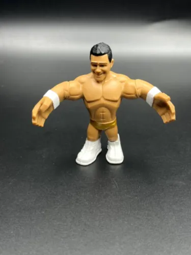 BONECO MINIATURA MATTEL WWE RUMBLERS ALBERTO DEL RIO 7CM