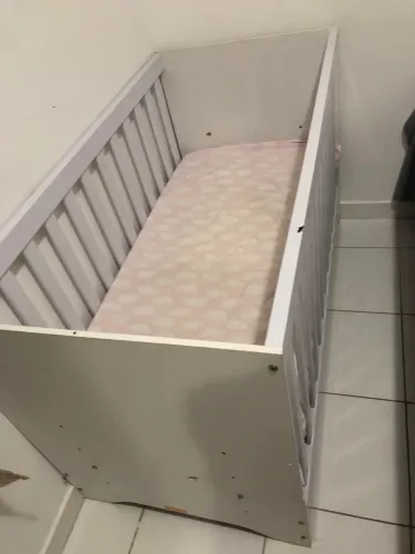 Berço com colchão
