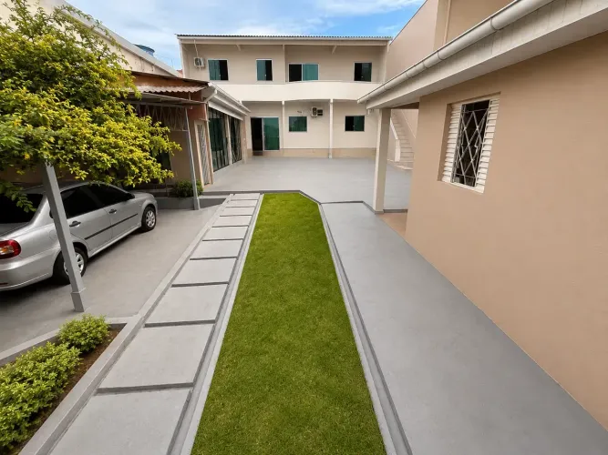 : VENDO CASA - 4 QUARTOS - COM EDÍCULA BAIRRO SHANGRILÁ