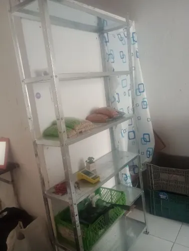 Estante de aço nova