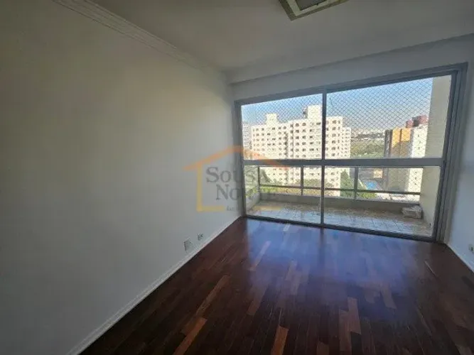 Apartamento, 3 quartos, sendo 1 suite, 2 vagas de garagem. 96m² Santana