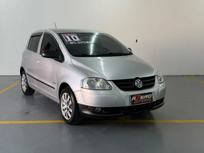 Volkswagen Fox Plus 1.0mi/ 1.0mi Total Flex 8V 4P 2010