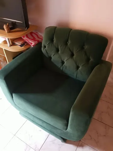 Vende-se uma poltrona modelo vintage