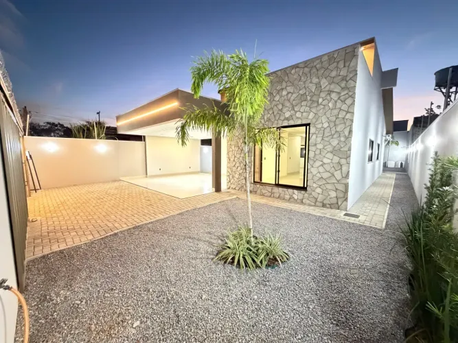 Casa Financiável com 3 Quartos à Venda na 1003 Sul em Palmas