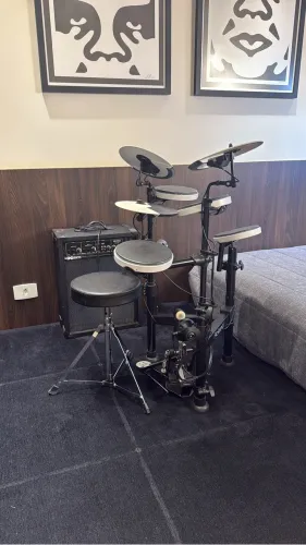 Bateria Eletrônica Roland TD-4 Completa + Amplificador Voxstorm
