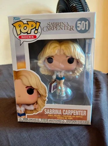 Boneco funko Sabrina Carpenter