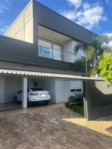 Sobrado a venda em Corbélia-PR