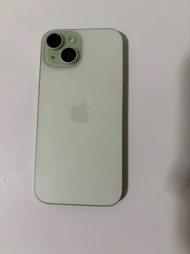 Iphone 15 - 128gb verde em bom estado geral
