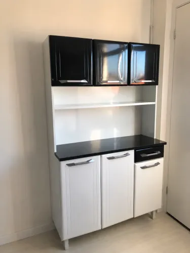 Armário semi novo