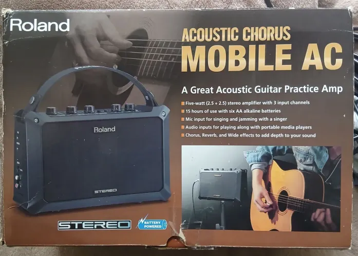 Amplificador Roland Mobile AC Portátil Chorus - Novo na Caixa!<br>?Preço