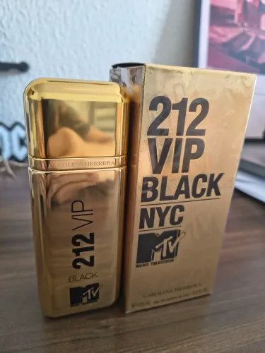 212 Vip Black MTV