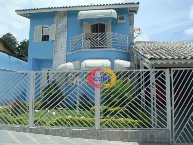 Sobrado para venda em condomínio fechado de Arujá!!!