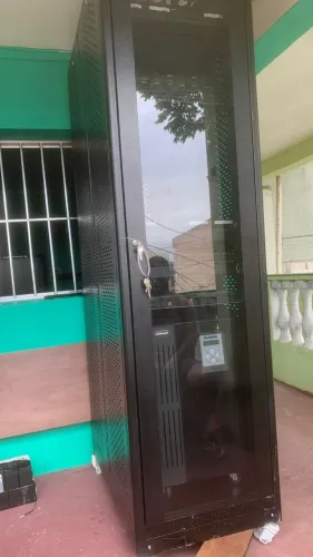 VENDE SE RACK SERVIDO COM TODOS OS APARELHOS DENTRO