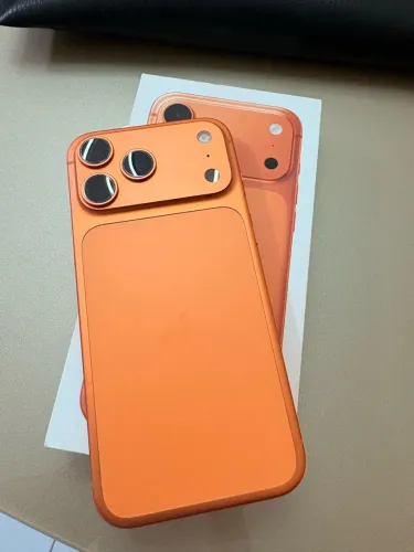 iPhone 17 pro max laranja 256 