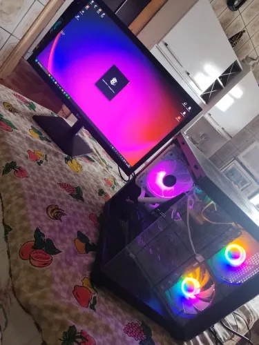 PC Gamer RTX 5050 8Gb + Ryzen 5 5700x <br>Todas as peças c/ NF menos de 1 ano uso.