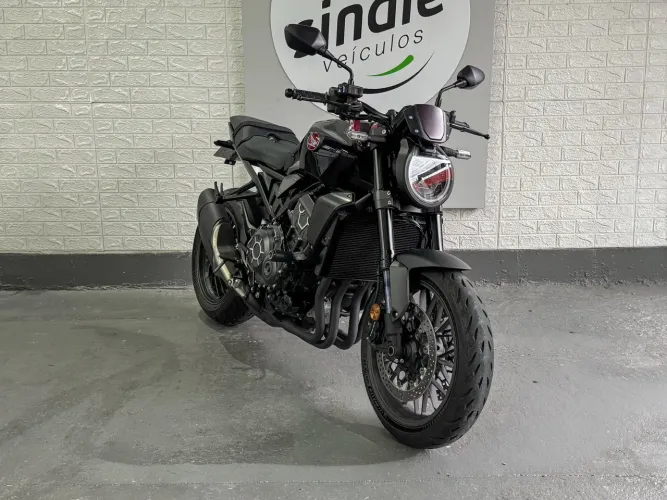 Cb1000 R Black Edition 2023 / Apenas 600 km