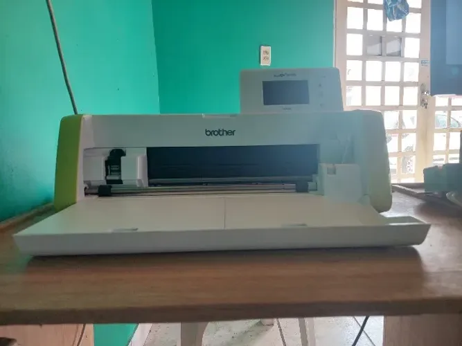 MAQ. DE FAZER RECORTE E CONTORNO BRHOTER SCANCUT SDX 85