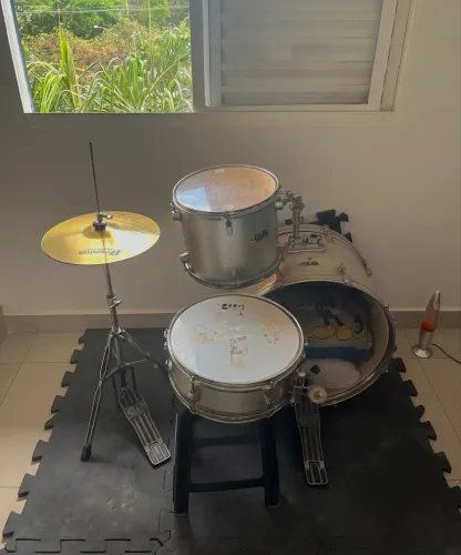 Bateria Acústica DB Percussion