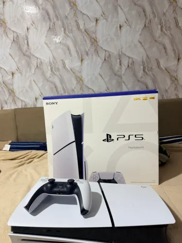 PlayStation 5 Slim Edição Mídia Física - Excelente Estado