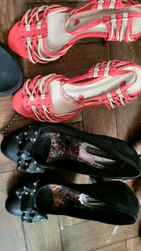 Sapatos 34 lindos cada 30.00