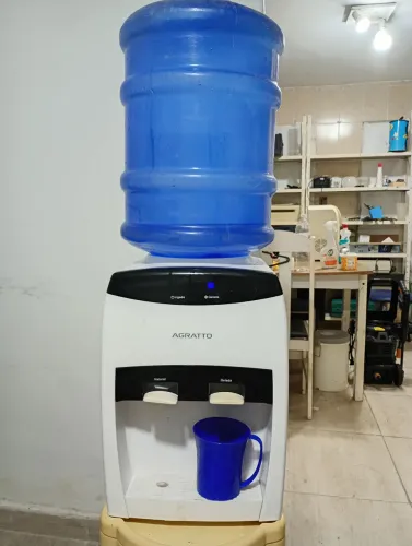 BEBEDOURO DE MESA AGRATTO