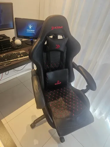 Cadeira Gamer KBM! Tempest Preta/Vermelha com Almofadas e Descanso de Pés