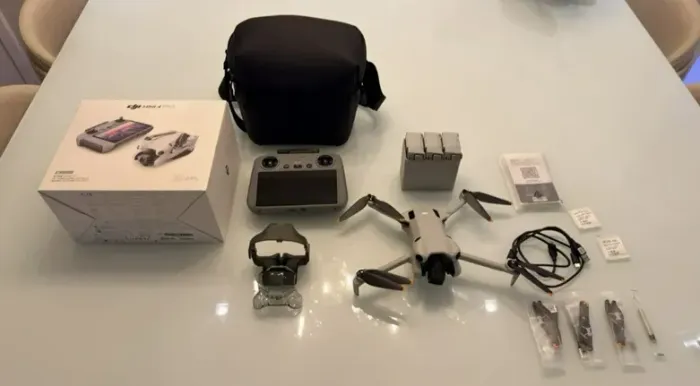 Drone DJI mini 4