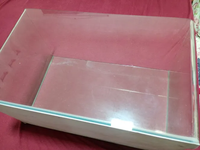 Aquário de Vidro 50 Litros com Base Reforçada - Excelente
